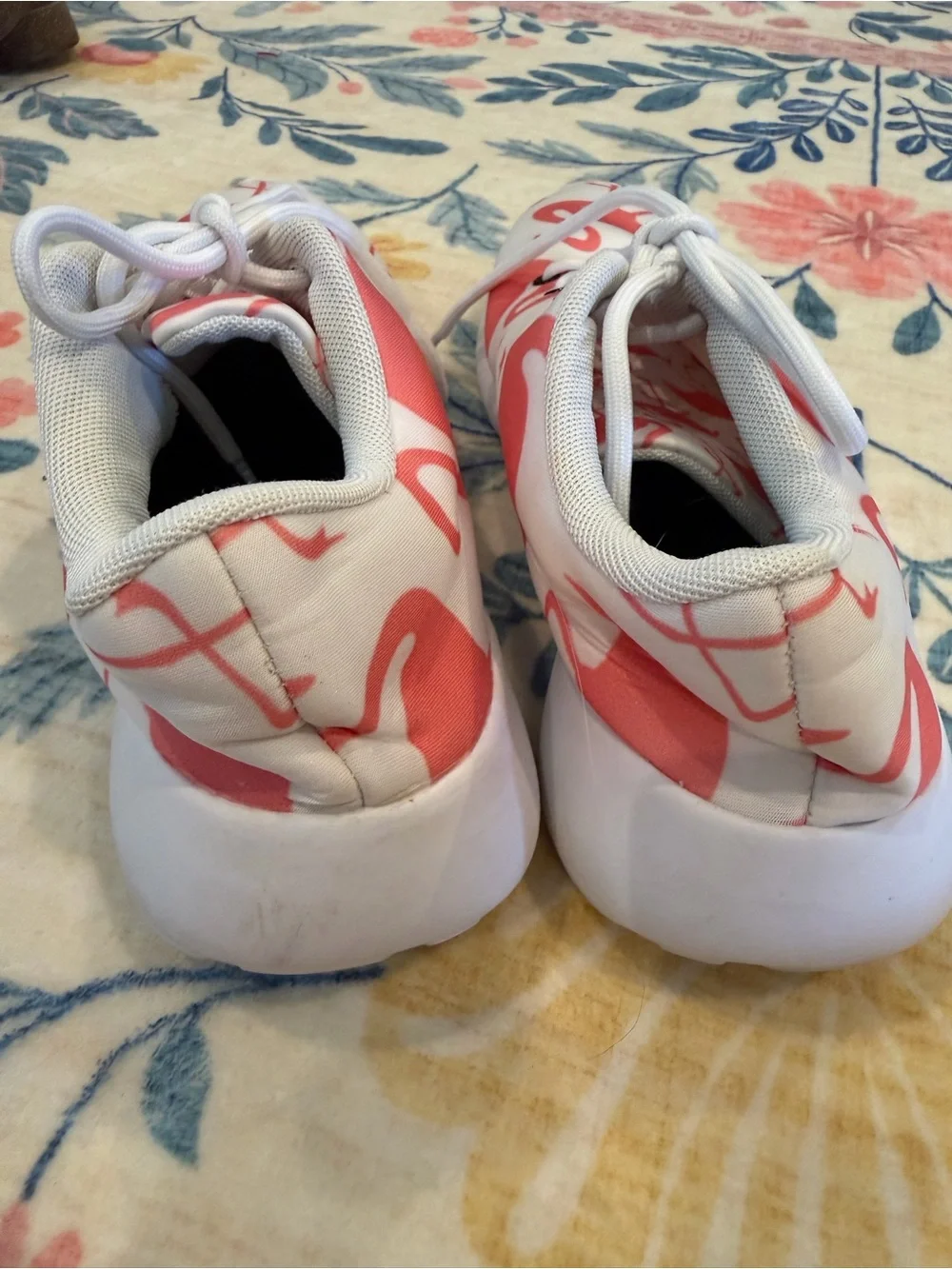 Flamingo Print Athletic Sneakers - White & Pink